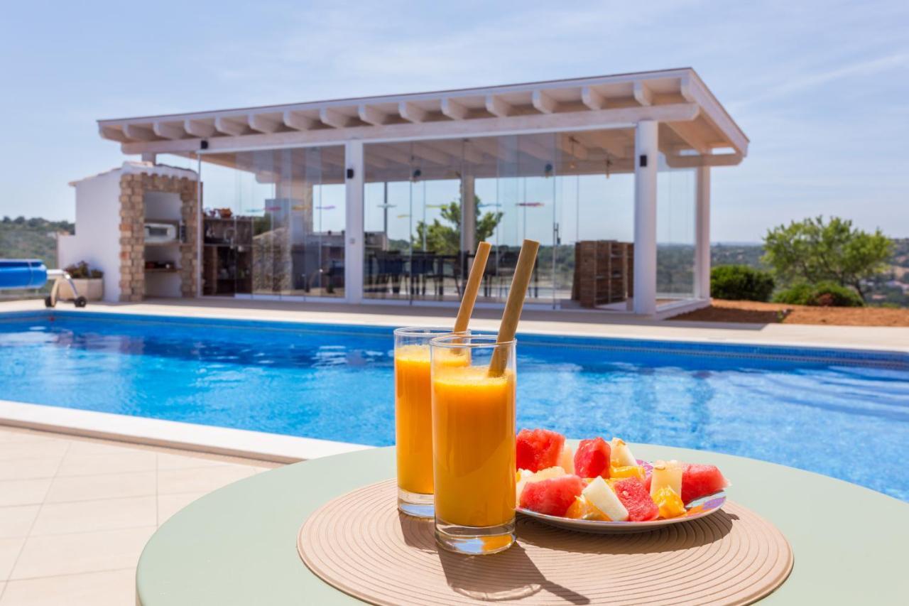 The Sun Hill Bed & Breakfast Lagos Exterior photo